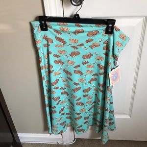 Lularoe Azure skirt brand new with tags. Size XL.